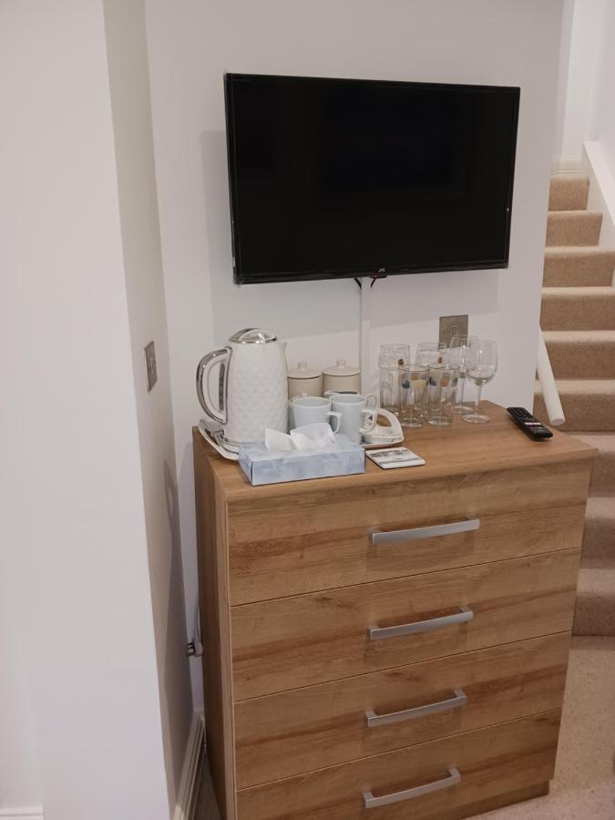 Bodlondeb Castle Bed & Breakfast { Central Llandudno} Buitenkant foto