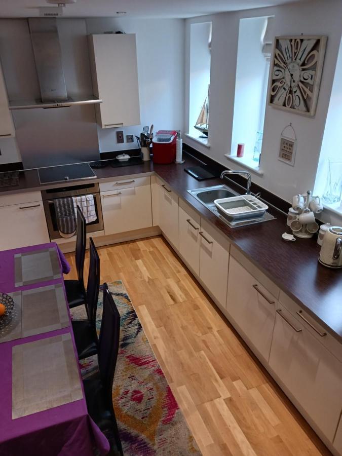 Bodlondeb Castle Bed & Breakfast { Central Llandudno} Buitenkant foto